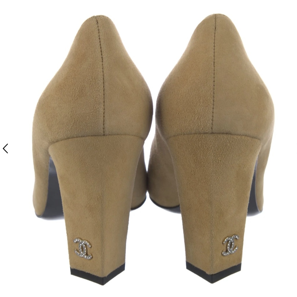 CHANEL cap toe pumps. never worn. brand new in box size 38.5 - Picture 10 of 11